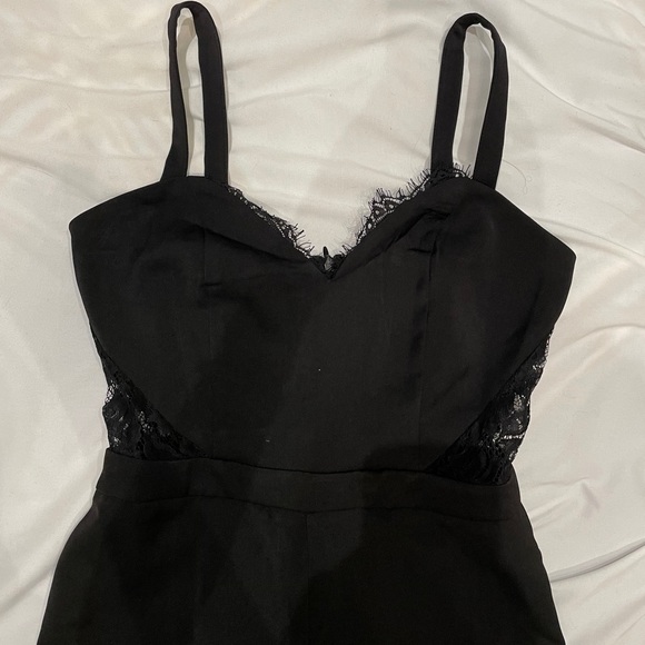 M Boutique Laced jumpsuit - Picture 3 of 5